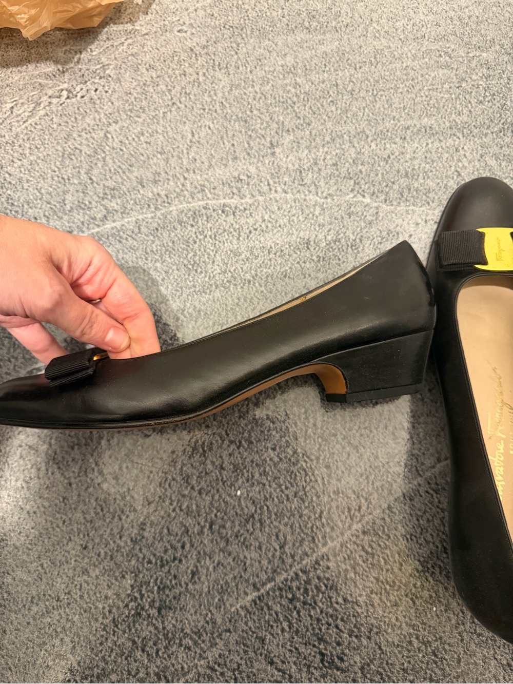 Salvatore Ferragamo Black Leather Vara Ribbon Flats with Gold Plaque - Picture 4 of 5